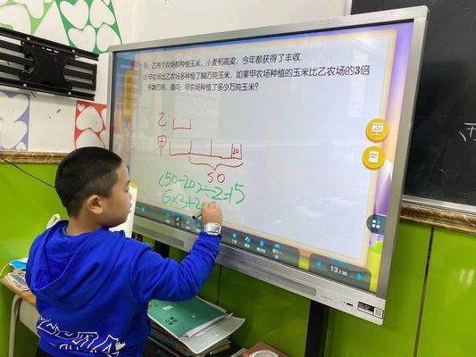 86&quot; Klassenzimmer-Mikrofon eingebauter LCD-Touch Screen Whiteboard