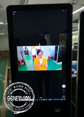 Kapazitiver Touch Screen Kiosk mit Gesichtsanerkennungs-Kamera und Mikrofon