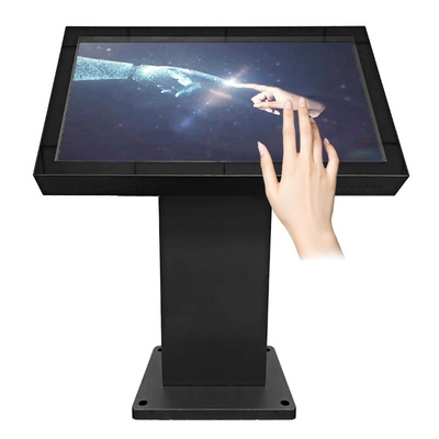 43 Zoll Lüfterlos IP65 Wasserdicht Außen Wegfindung Touchscreen Totem Schwarz und Aluminium Platte Wärmeabbau enthalten